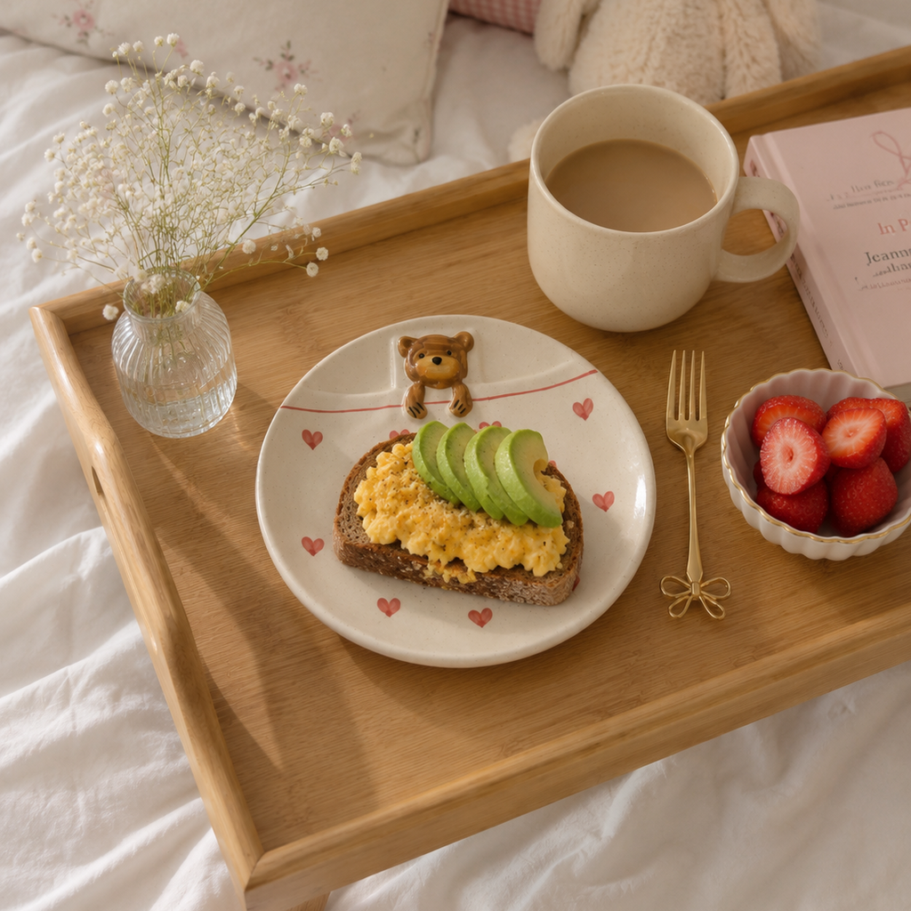 tucked in teddy ceramic plate ( light print )